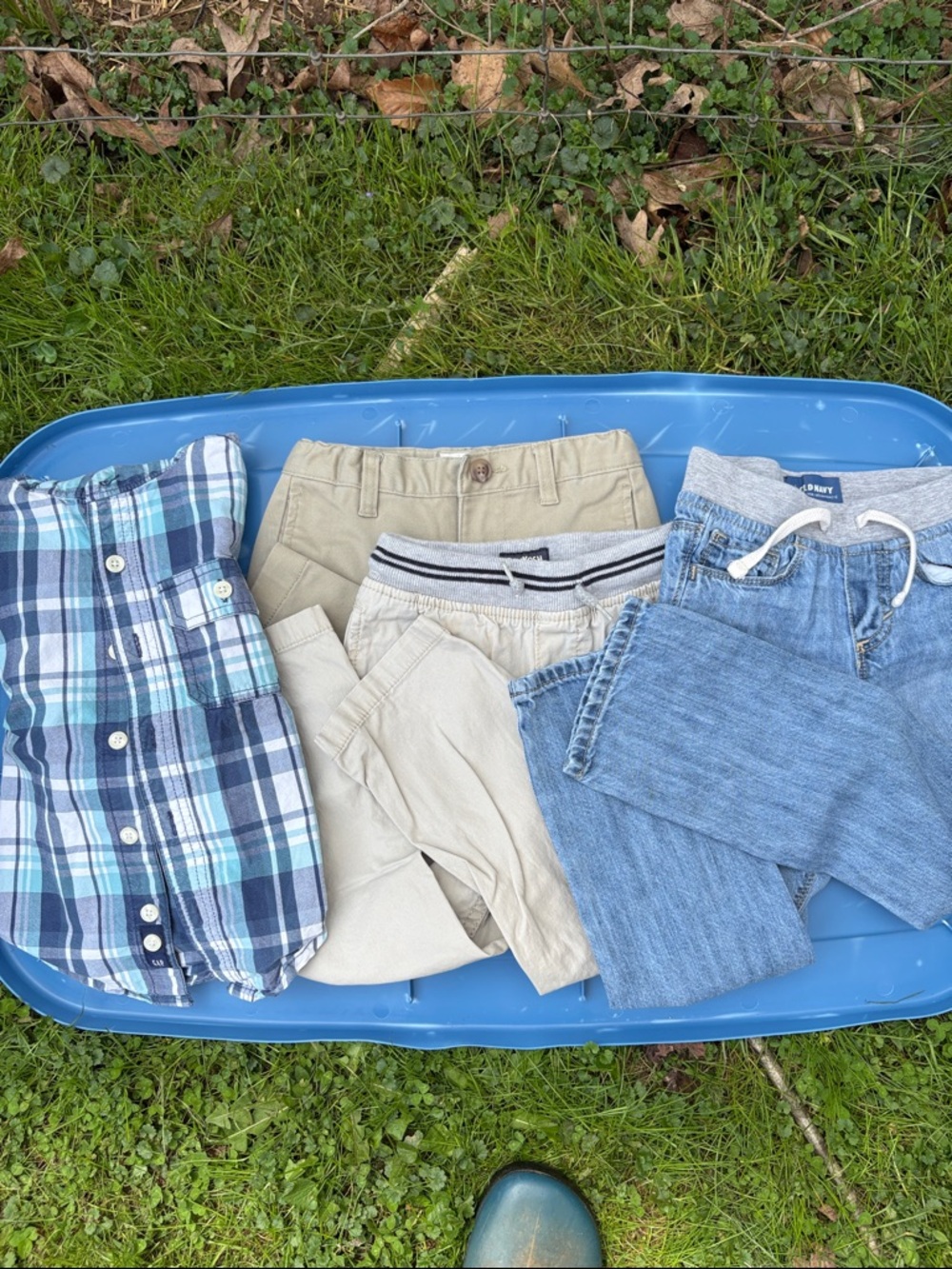Old Navy Beige Khaki Pants & Light Blue Denim Joggers - 3 Pc Pack